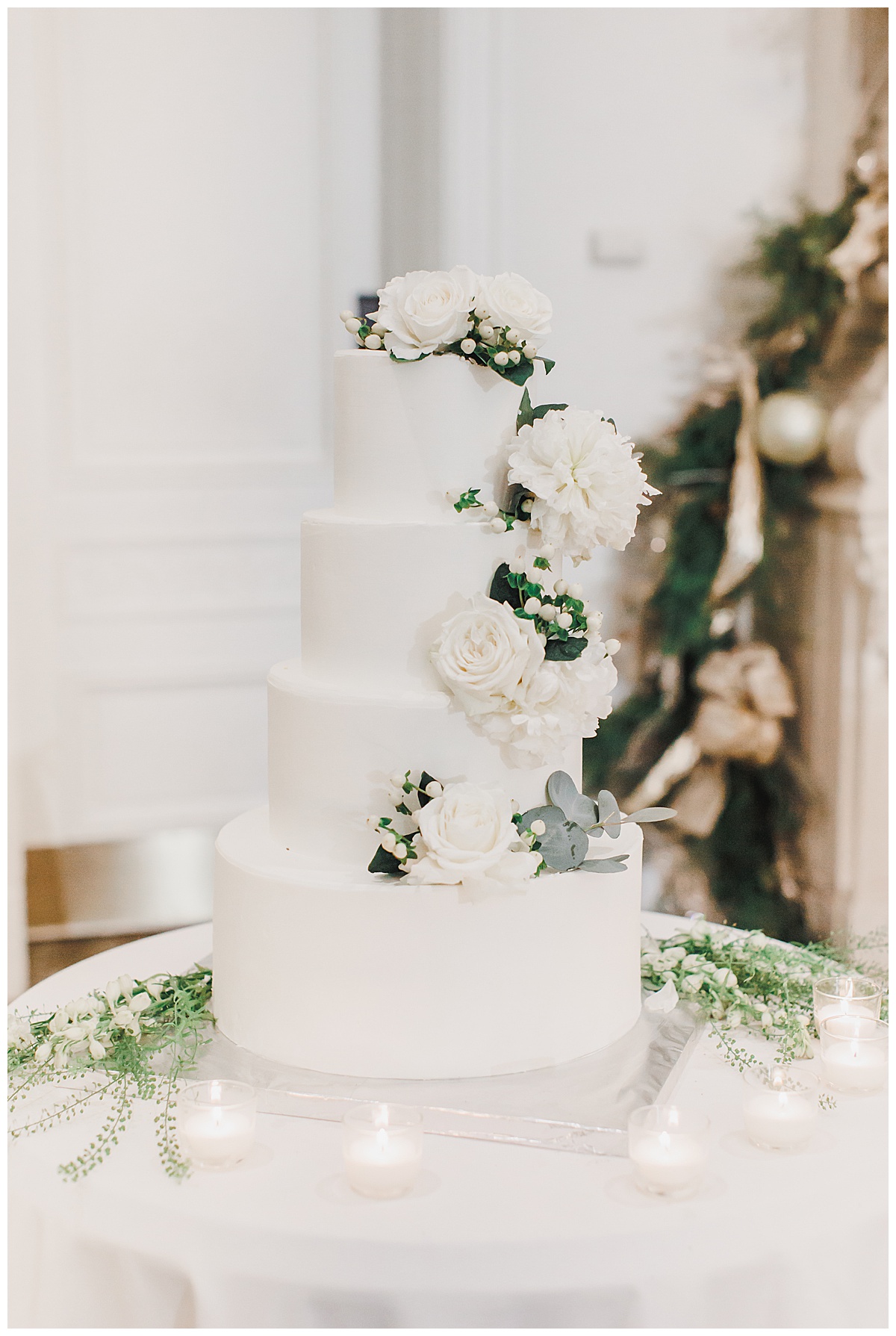 4 tier white wedding cake 