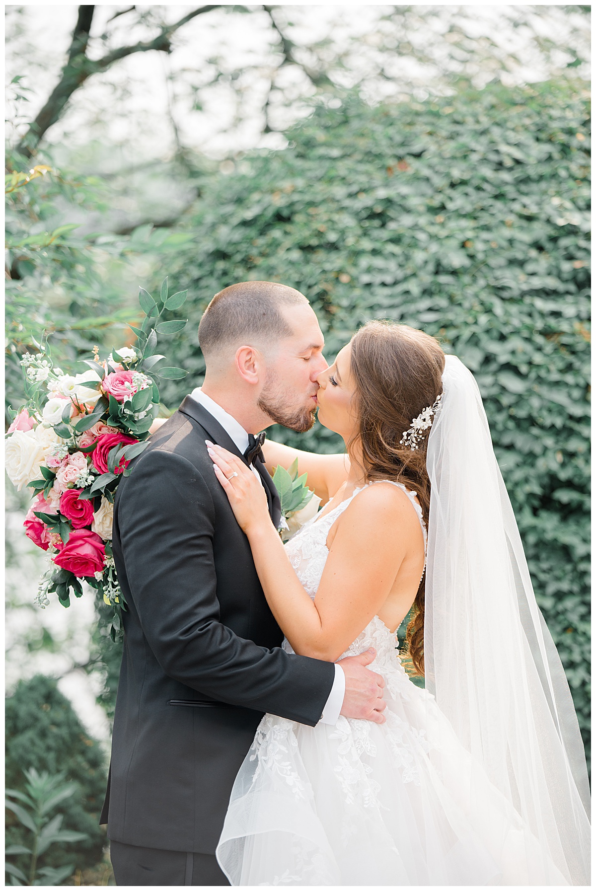 bride and groom light and airy wedding photos 