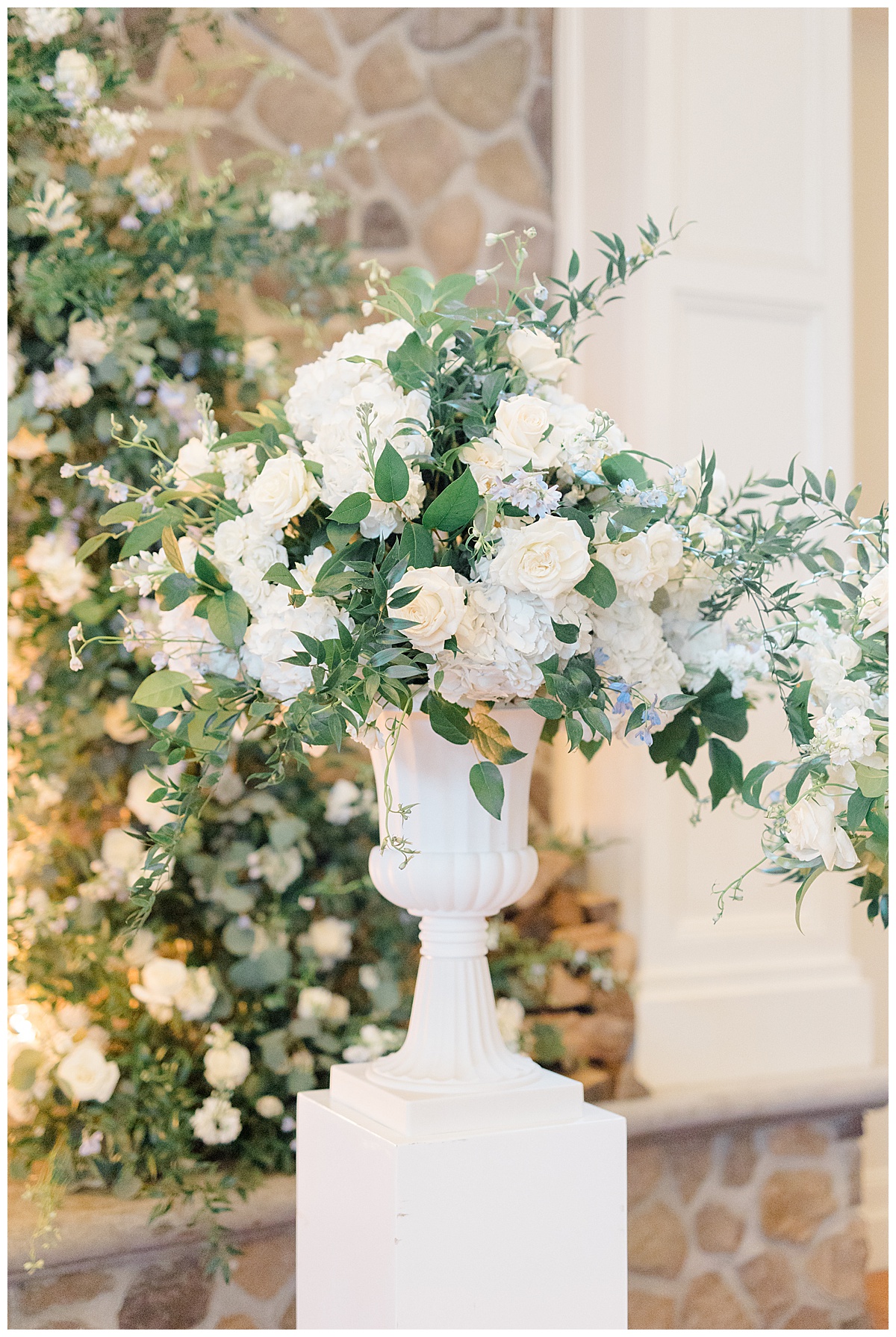 White and green organic florals at The Ryland Inn 