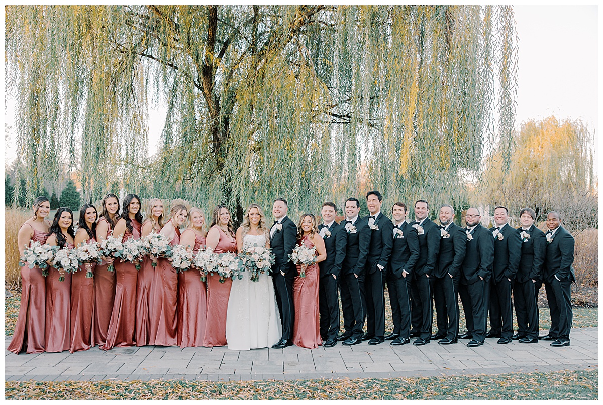 large bridal party at the mansion on Main Street in vorhees nj 