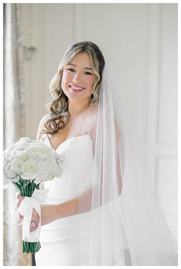 Golden hour portraits at Park Savoy Estate wedding in NJ estate grounds