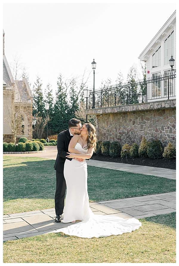 Romantic couple photos at Park Savoy Estate wedding venue New Jersey