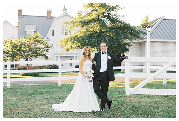Ryland Inn NJ wedding ceremony with white florals