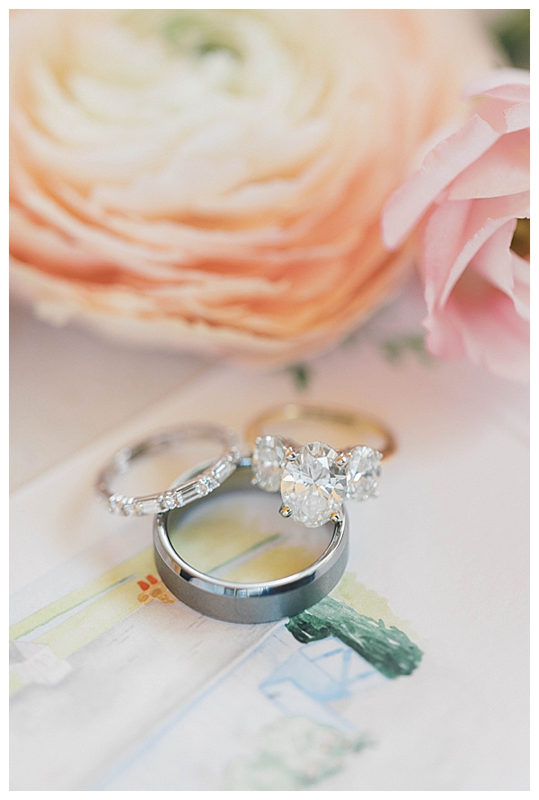 Blue and pink wedding florals at Bonnet Island Estate