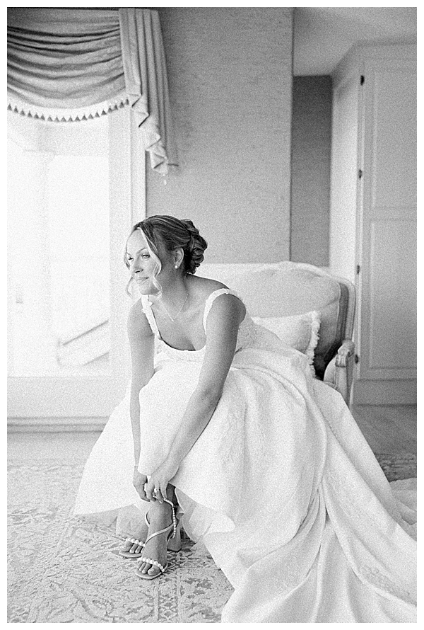 bride getting ready black and white