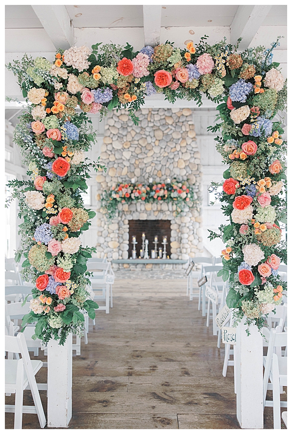 Coastal wedding florals in blue and pink at Bonnet Island Estate