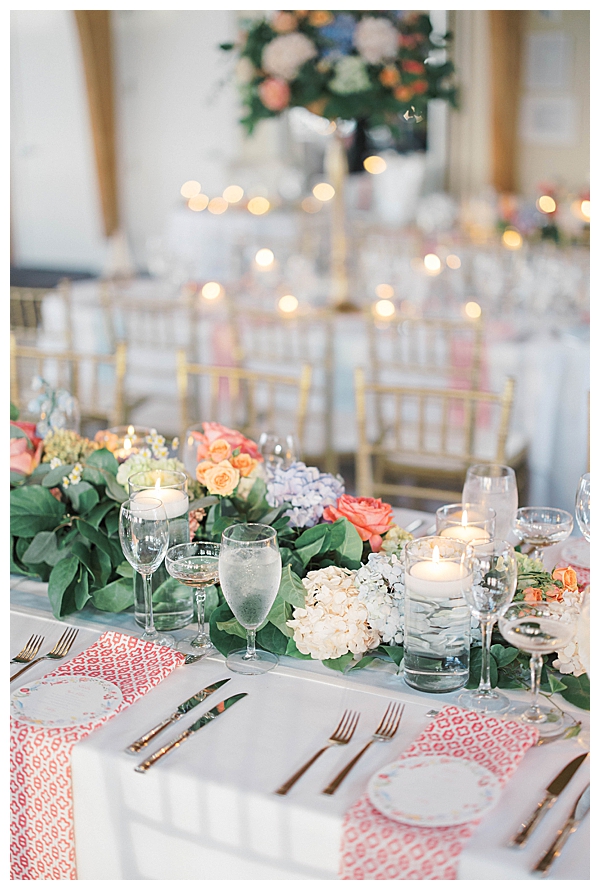 Elegant reception table design at Bonnet Island Estate