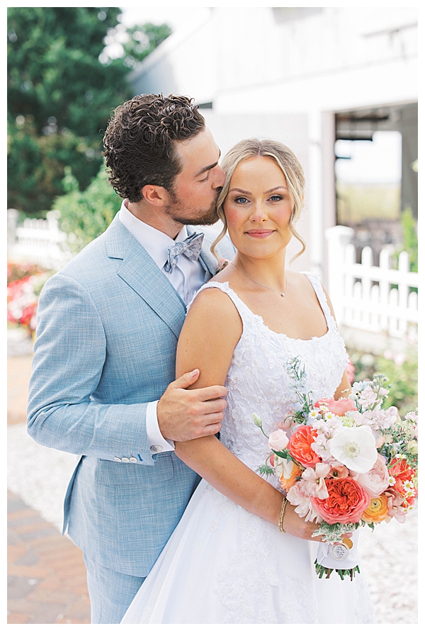 Nantucket-inspired wedding portraits with blue and pink tones