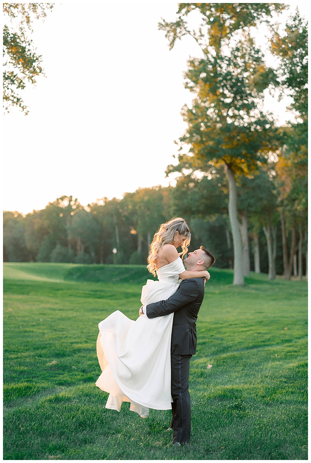 Golden hour bride and groom portraits at Eagle Oaks Country Club, captured by an Eagle Oaks wedding photographer