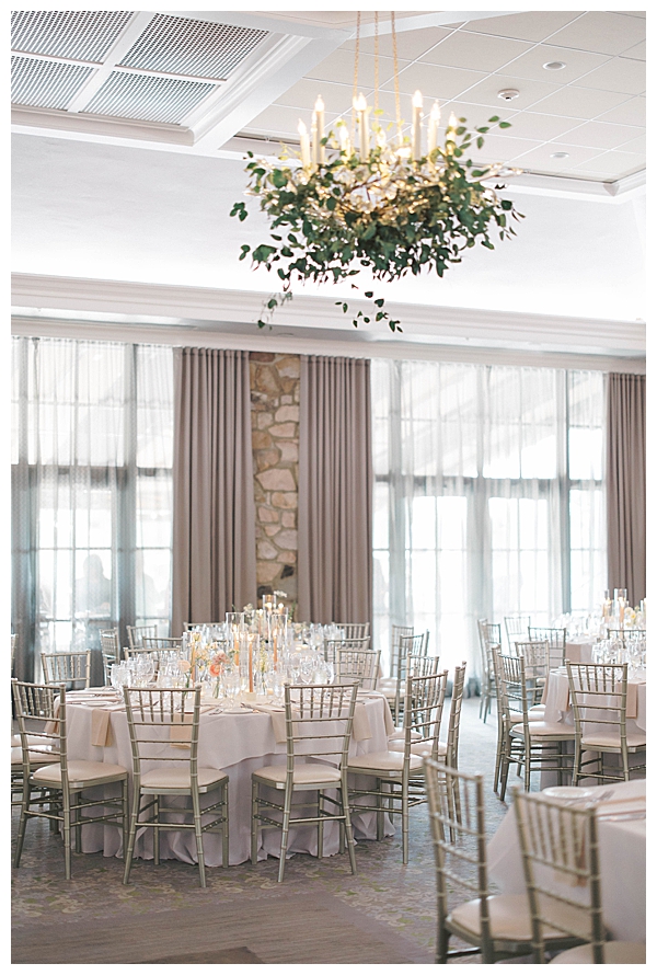 Elegant wedding tablescape with candles at Fiddler’s Elbow